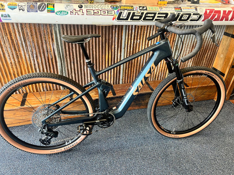 Salsa Wanderosa C Rival GX AXS Transmission Ebike - Charcoal Ebike - 29"